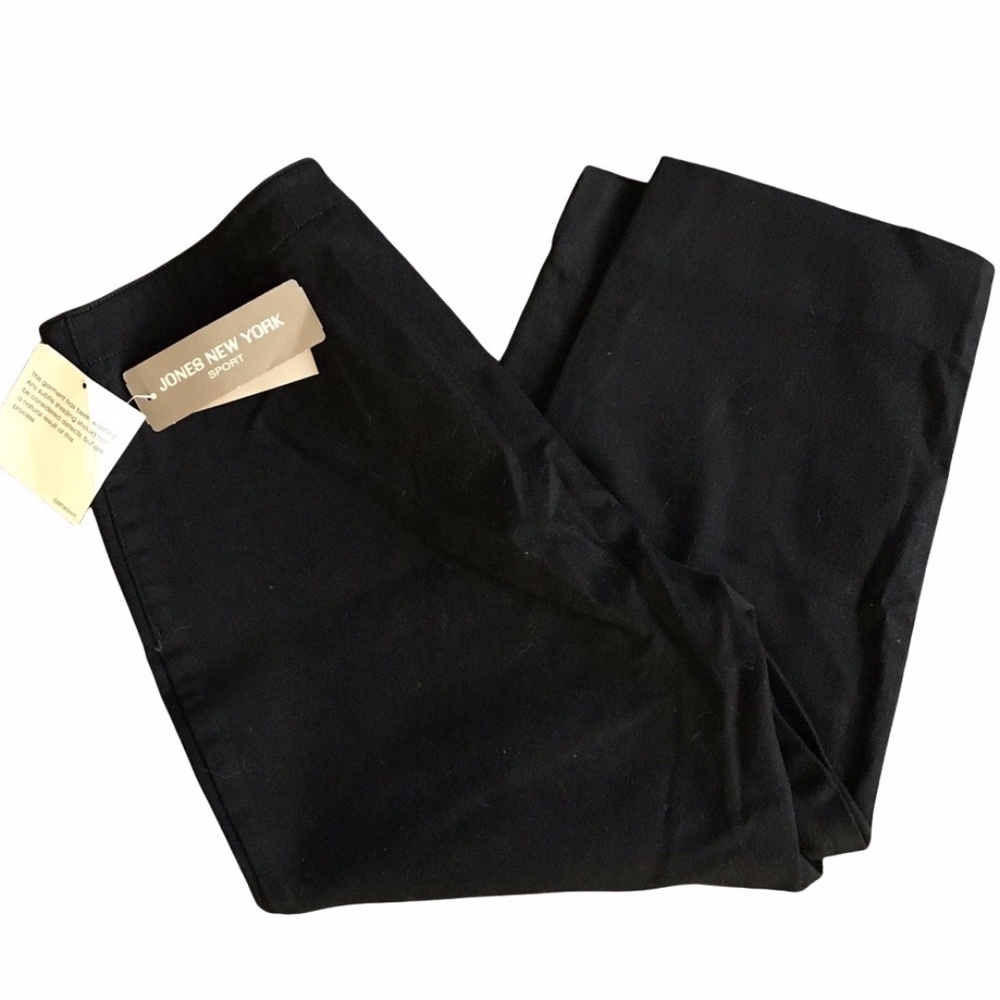 Jones New York Black Stretch Capris NWT - Size 12
